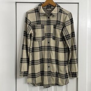 Duluth Trading Flannel Plaid shirt
